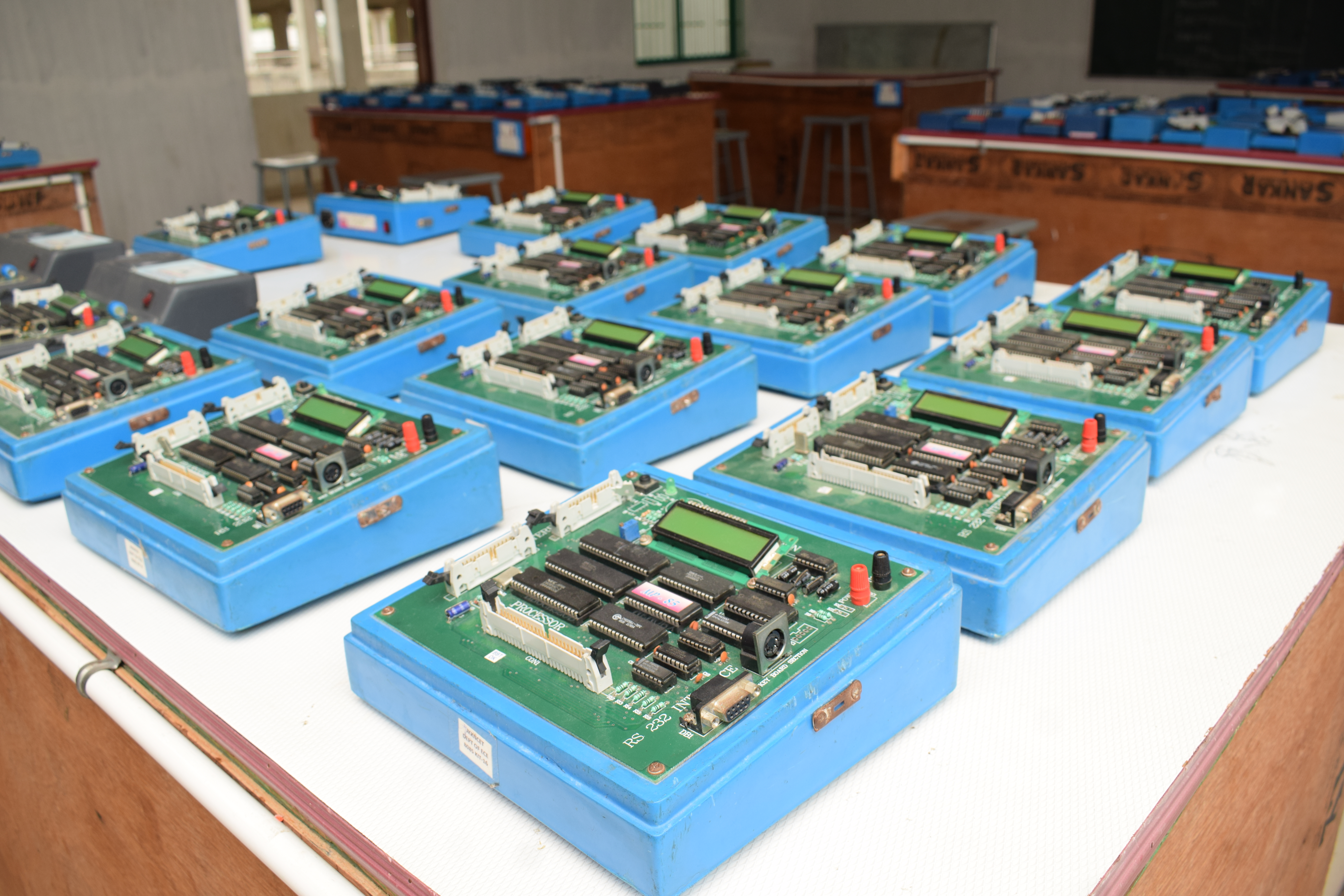 Microprocessor & Microcontroller Lab